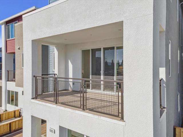 1005 Sinopia Terrace, San Ramon CA: https://media.crmls.org/mediaz/b07c25af-93d5-4c7c-9bf6-1d453f992b3b.jpg