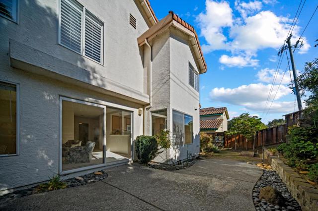 3218 Tallmon Street, Marina CA: https://media.crmls.org/mediaz/b07d0628-3272-4e22-bfd0-be28dc295566.jpg