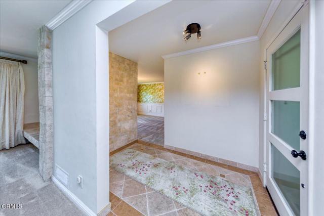 1372 Inverness Drive, Pasadena CA: https://media.crmls.org/mediaz/b07d18f4-43d1-4a1a-ac62-59c94417ba84.jpg