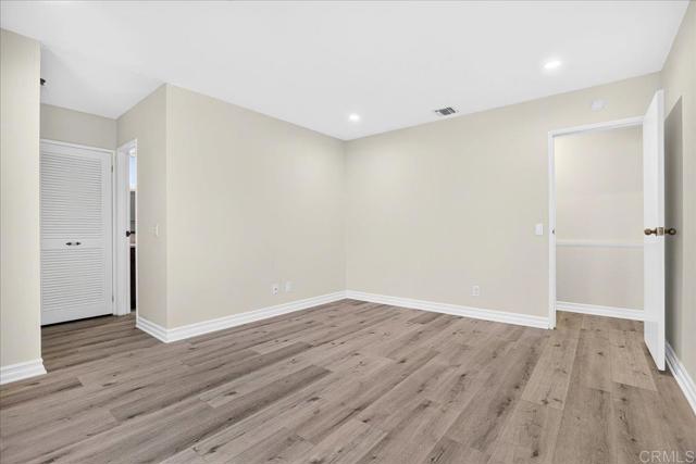 183 Sandberg Street photo 21