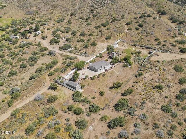 510 E Soledad Pass Road, Palmdale CA: https://media.crmls.org/mediaz/b07d90f1-308b-4154-856c-db0f662dc729.jpg