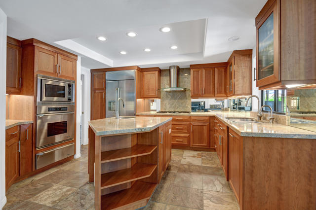 Image 4 of 44 For 71138 Patricia Park Place