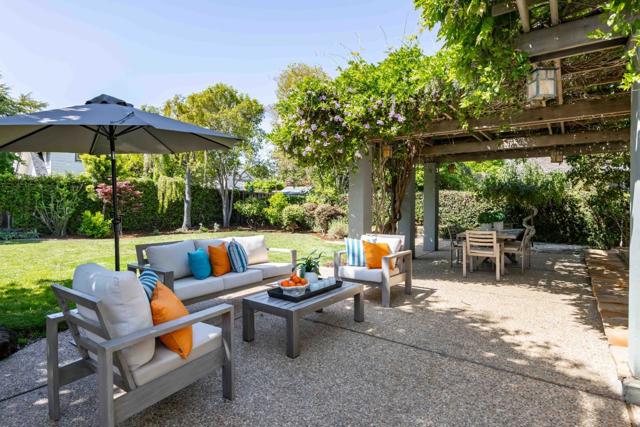 590 Military Way, Palo Alto CA: https://media.crmls.org/mediaz/b07f06b7-d77c-496d-bc6b-3f1581b9adf4.jpg