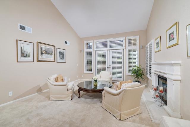 Detail Gallery Image 13 of 29 For 3738 Calle Cortejo, Rancho Santa Fe,  CA 92091 - 3 Beds | 3 Baths