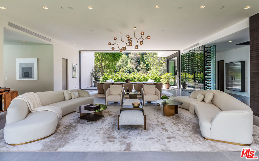 MLS #25520733 img 20