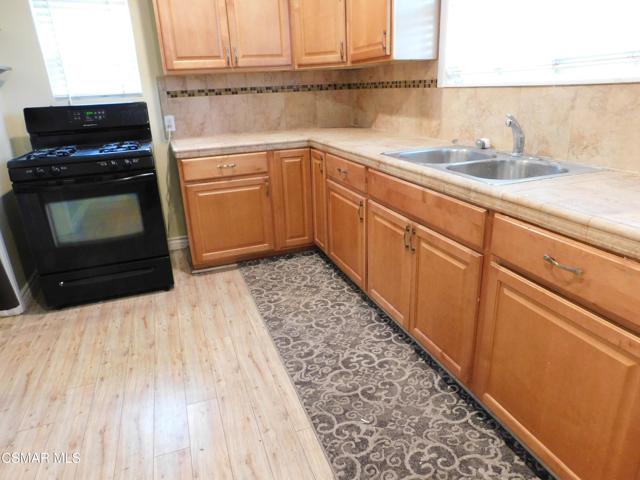 6213 Whitsett Avenue, North Hollywood CA: https://media.crmls.org/mediaz/b0827947-28dd-405e-8f57-e924c9abecd9.jpg