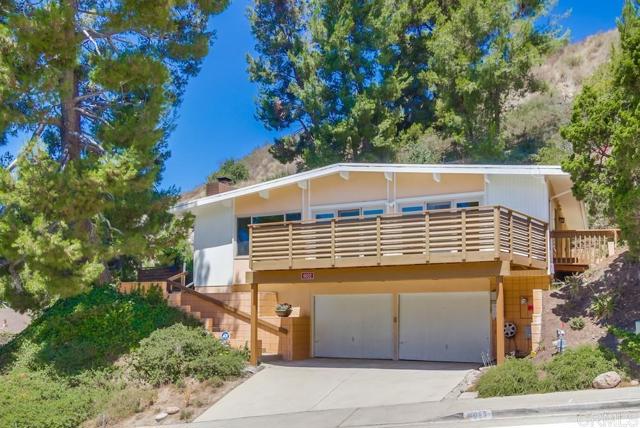6032 Adobe Falls Rd, San Diego CA: https://media.crmls.org/mediaz/b0829022-a1f2-446c-89b3-9dac898a82d2.jpg