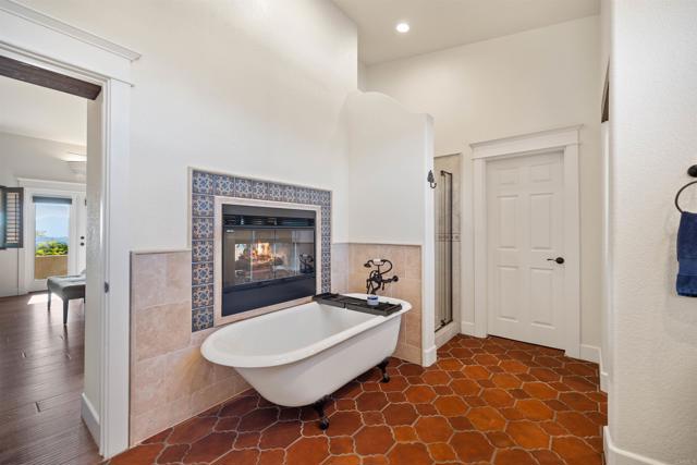 Image 43 of 74 For 13613 Hillside Estates Drive