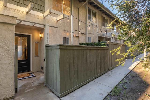 Detail Gallery Image 3 of 35 For 3992 60th St #113,  San Diego,  CA 92115 - 3 Beds | 2/1 Baths