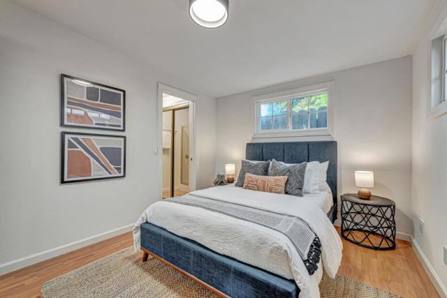 545 W Dana Street, Mountain View CA: https://media.crmls.org/mediaz/b0850c45-8f69-4f3b-be7a-cf62d6212462.jpg
