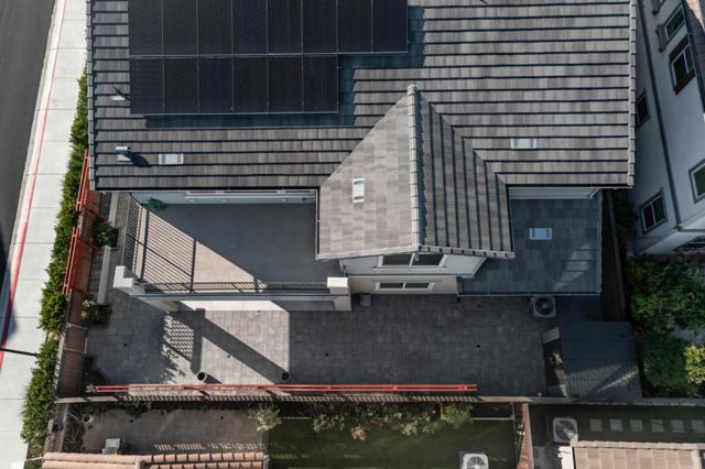 6736 Grasshopper Avenue, Newark CA: https://media.crmls.org/mediaz/b08617f3-bcfb-4743-a471-95776c4a07e8.jpg