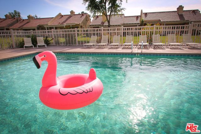 40981 Preston Trail, Palm Desert CA: https://media.crmls.org/mediaz/b086233c-103a-4e6d-8482-6d406a9431d7.jpg