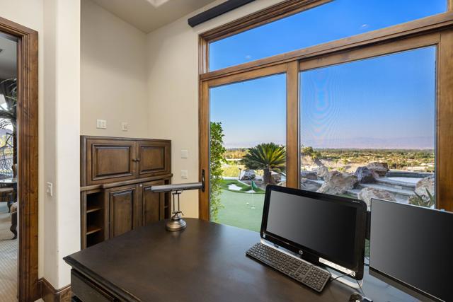 9 Nebulae Way, Rancho Mirage CA: https://media.crmls.org/mediaz/b08677d4-4ec0-438f-90d5-d468965e10c4.jpg