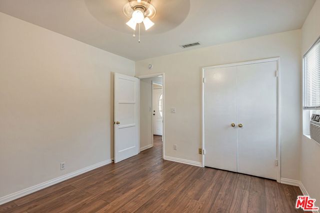22125 Costanso Street, Woodland Hills CA: https://media.crmls.org/mediaz/b087bbf1-dec3-4dd3-86c2-0ee0b021f314.jpg
