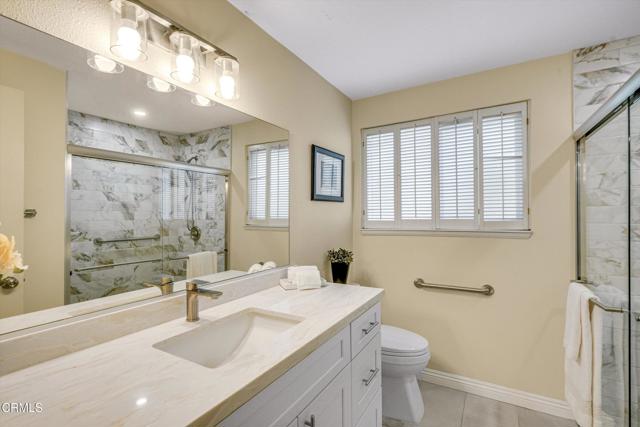 Detail Gallery Image 20 of 44 For 19015 Braemore Rd, Porter Ranch,  CA 91326 - 4 Beds | 3 Baths