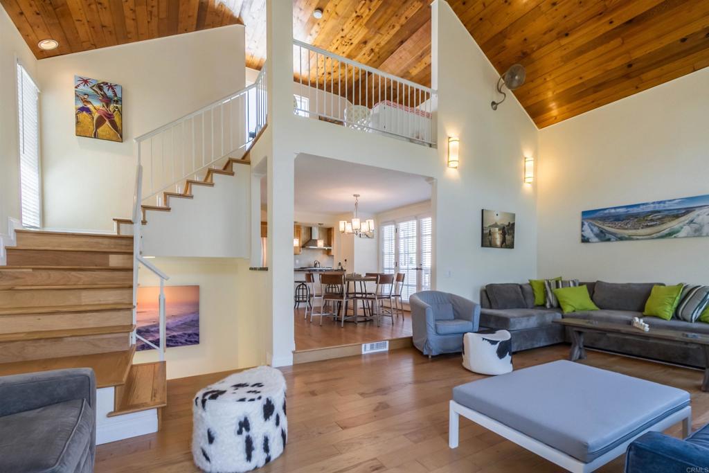 728 Jamaica Court - photo 13