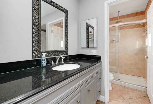 Detail Gallery Image 20 of 30 For 9947 Mesa Madera Dr, San Diego,  CA 92131 - 4 Beds | 3 Baths