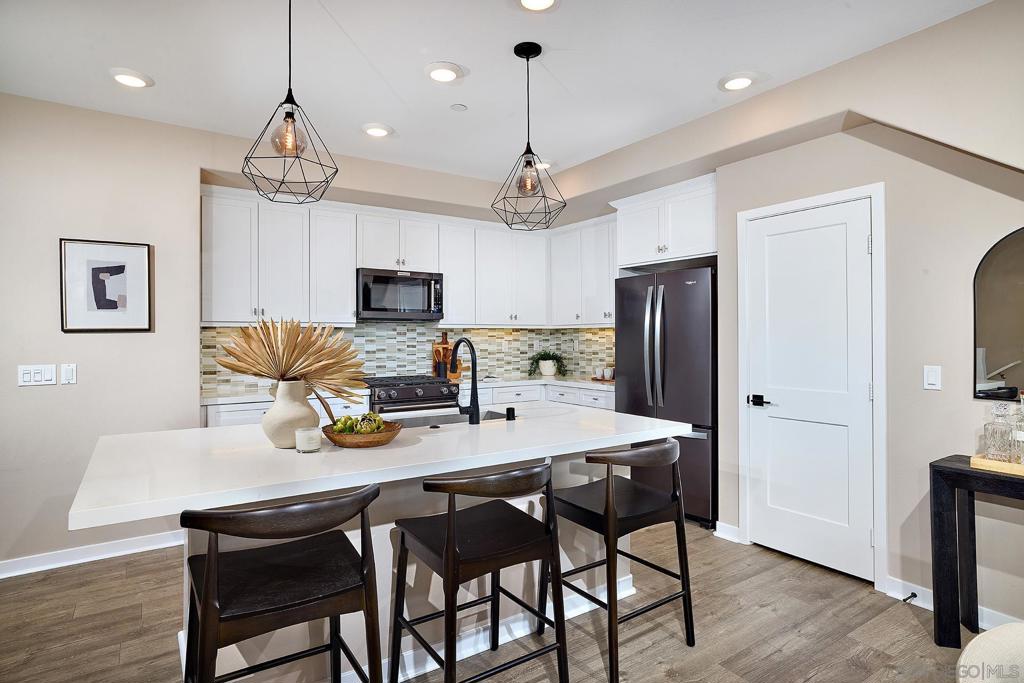 MLS #250035062SD image #6