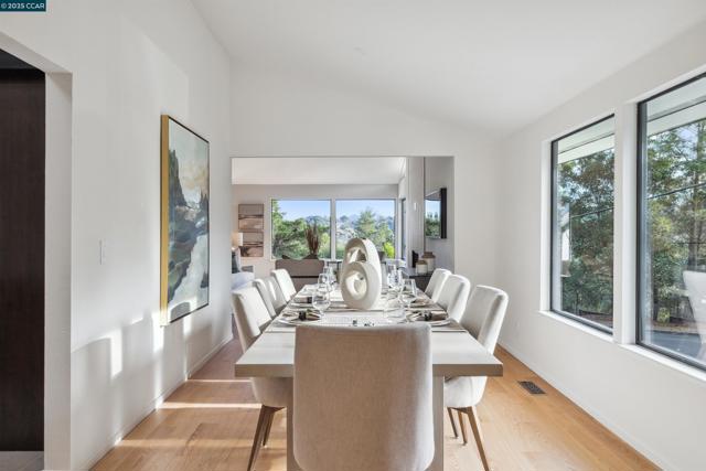 4104 El Nido Ranch Rd, Lafayette CA: https://media.crmls.org/mediaz/b08a3f84-60f8-418e-803a-2eae276187a1.jpg