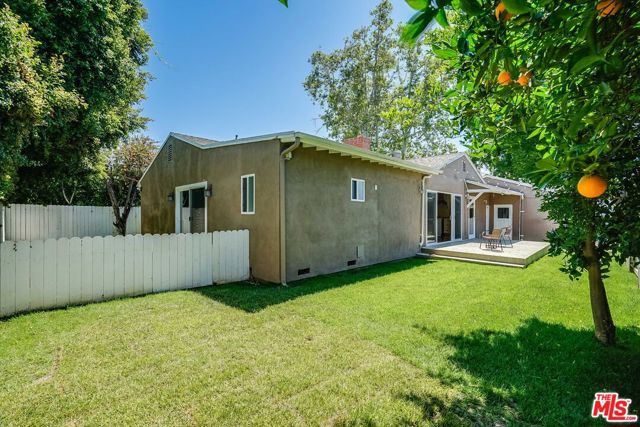 5418 Halbrent Avenue, Sherman Oaks, California 91411, 3 Bedrooms Bedrooms, ,2 BathroomsBathrooms,Single Family Residence,For Sale,Halbrent,24398115