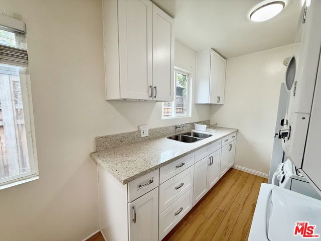 630 N Westbourne Drive, West Hollywood CA: https://media.crmls.org/mediaz/b08c8be9-a26f-4a03-8121-4065788728cb.jpg
