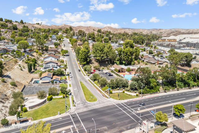 28606 Solon Avenue, Canyon Country CA: https://media.crmls.org/mediaz/b08e0ed4-4824-4f66-91e0-65c9cc07a401.jpg