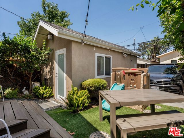 4344 Alla Road, Los Angeles CA: https://media.crmls.org/mediaz/b08f2887-95e1-47c2-b1b0-4b8a6da9ff71.jpg
