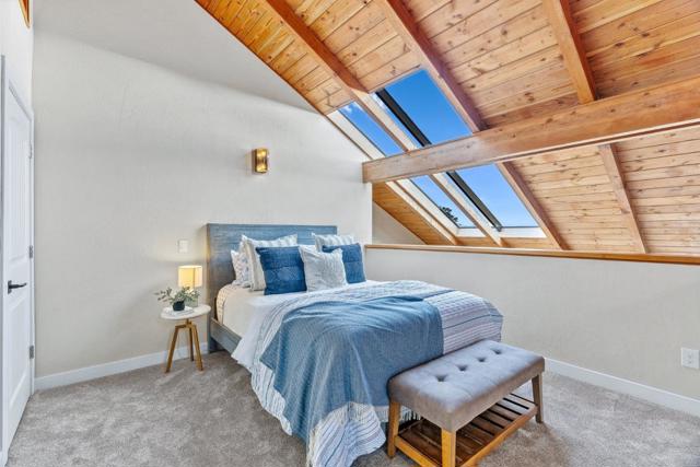 11 Yankee Point Drive, Carmel CA: https://media.crmls.org/mediaz/b08f5a0c-69ee-44b7-8398-12be3fb47076.jpg