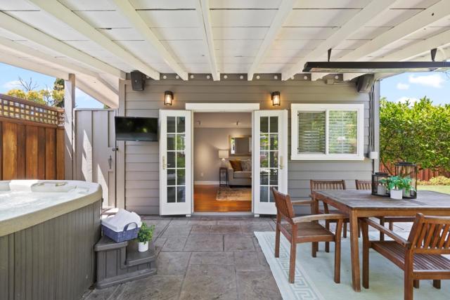 918 S Humboldt Street, San Mateo CA: https://media.crmls.org/mediaz/b08f9c32-0afb-474e-9b1c-4b263d0eb1e7.jpg