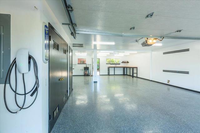 190 W San Martin Avenue, San Martin CA: https://media.crmls.org/mediaz/b09058a7-cb20-471a-be1d-928f2b8bb948.jpg