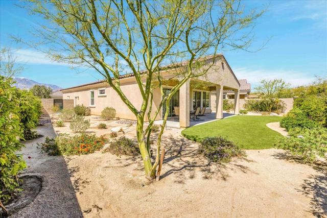 57 Syrah, Rancho Mirage CA: https://media.crmls.org/mediaz/b0909028-9cac-4c8f-b4c4-0a065f4d0c32.jpg