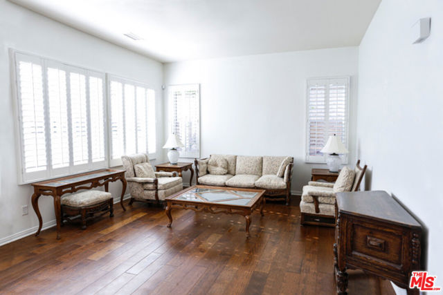 Image 3 of 36 For 5338 Via Dolores