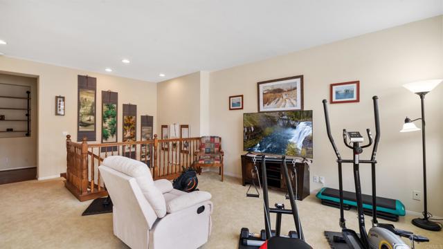 2225 David Place, Carlsbad CA: https://media.crmls.org/mediaz/b0914843-fcc2-4c49-bc1a-bebb17d0abf0.jpg