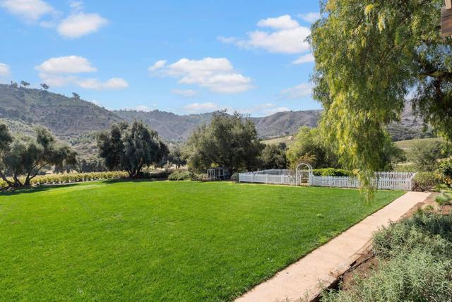 14224 Old Cole Grade Road, Pauma Valley CA: https://media.crmls.org/mediaz/b091729c-eda0-45e5-98f2-990150ec32ec.jpg