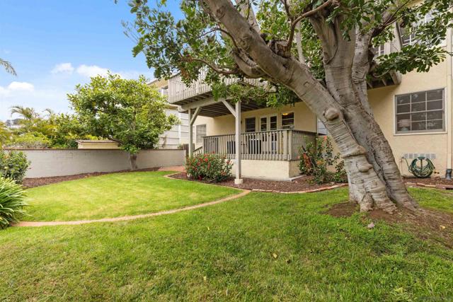 933 Rosecrans, San Diego CA: https://media.crmls.org/mediaz/b09193a2-4e7c-4720-8ff4-c1b197329e82.jpg