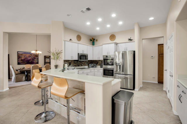 Image 4 of 39 For 78212 Griffin Drive
