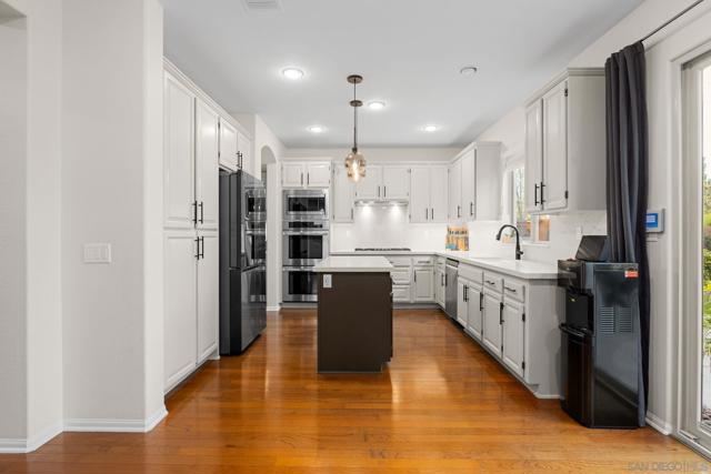 Image 8 of 31 For 7256 Caribou Ct