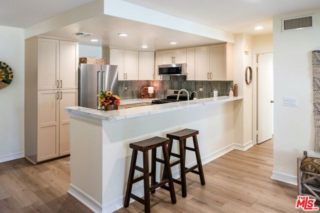 571 Artisan Road photo 7