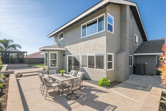 Detail Gallery Image 19 of 37 For 7310 Esfera St, Carlsbad,  CA 92009 - 4 Beds | 3 Baths