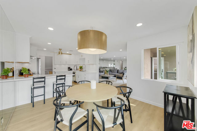 1010 Hammond Street, West Hollywood CA: https://media.crmls.org/mediaz/b096ad38-3e1b-4f2a-ba5e-5dfad456134d.jpg