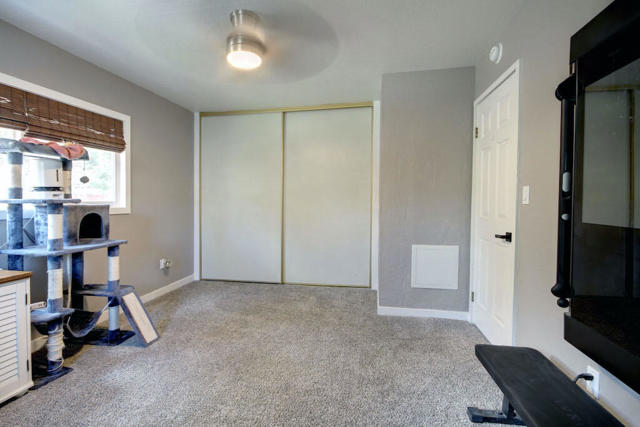 1225 Crestwood Drive, Big Bear CA: https://media.crmls.org/mediaz/b096c855-22fa-4957-9e3b-65bd7d4b6a1d.jpg