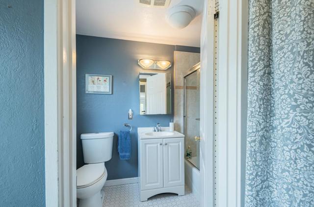 75 Paso Hondo, Carmel Valley CA: https://media.crmls.org/mediaz/b09750cb-acb1-4433-94a0-5bac50f53a97.jpg