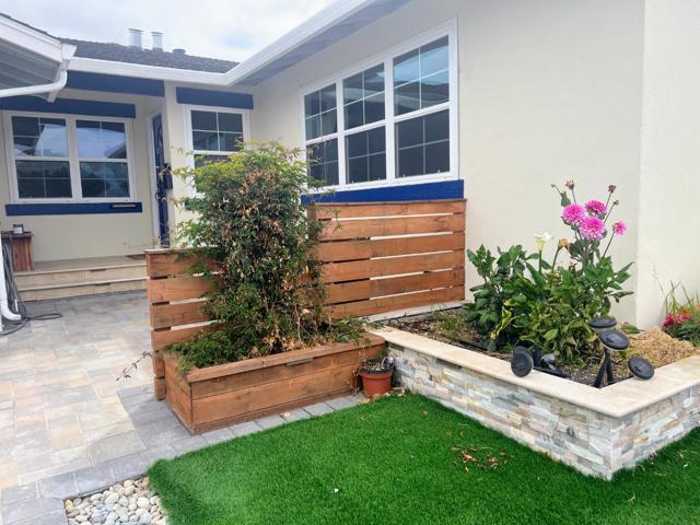 906 Crane Avenue, Foster City CA: https://media.crmls.org/mediaz/b097cc6f-931f-480e-892b-34483659e88d.jpg