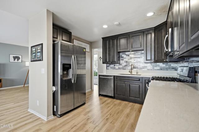 Detail Gallery Image 12 of 32 For 813 E Ponderosa Dr, Azusa,  CA 91702 - 4 Beds | 3 Baths