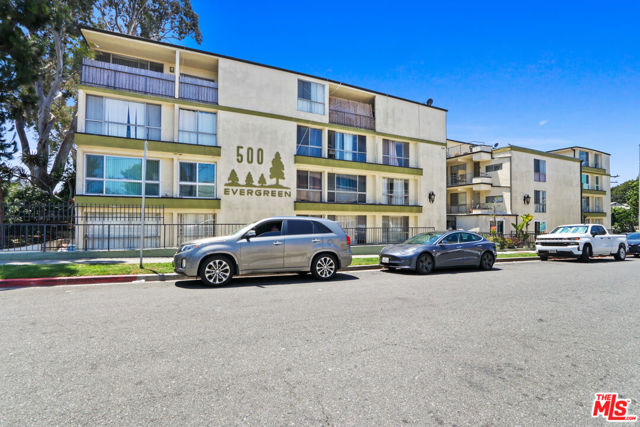 500 Evergreen Street, 306 photo 15