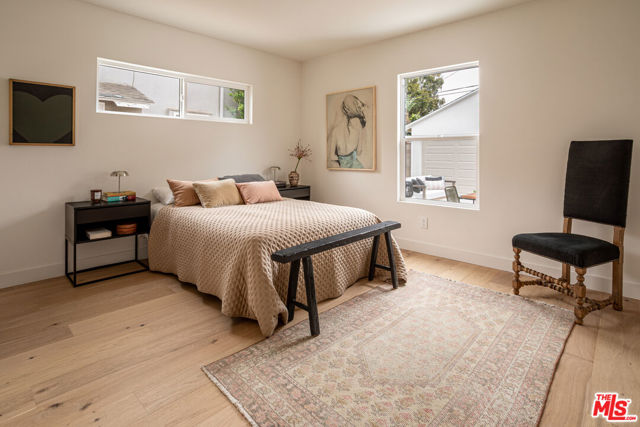 7609 Alverstone Avenue, Los Angeles CA: https://media.crmls.org/mediaz/b09aff97-b25b-4c32-898f-51856cda9777.jpg
