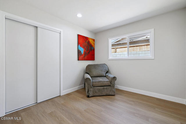 5704 Katherine Street, Simi Valley CA: https://media.crmls.org/mediaz/b09b1259-622b-4413-8530-34d53f01babc.jpg