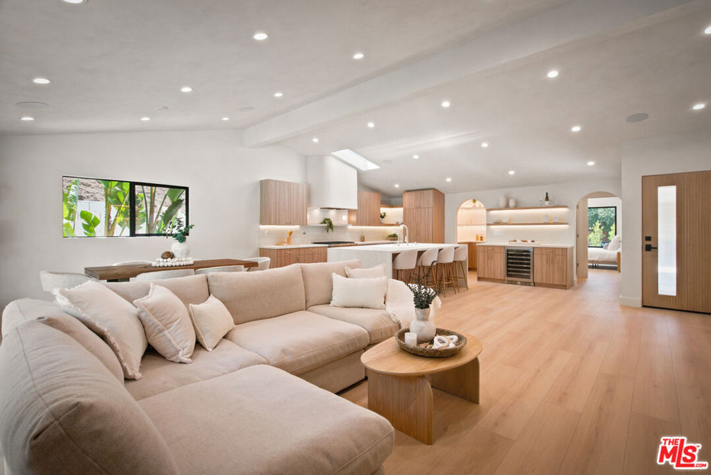MLS #26852299 image #9