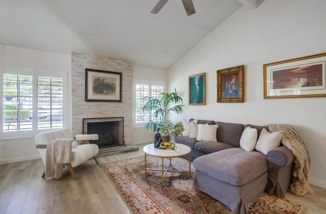 10518 Gabacho Dr, San Diego CA: https://media.crmls.org/mediaz/b09c86fe-598d-43b2-bce1-28602931f139.jpg