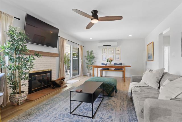 972 Maria Way, Chula Vista CA: https://media.crmls.org/mediaz/b09d1542-4ff3-4ad5-a22a-3ce5937f8a18.jpg